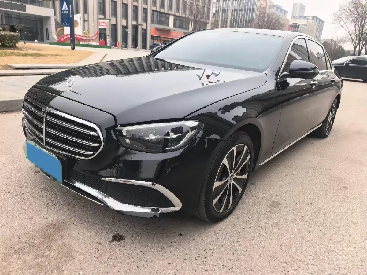2022 Mercedes-Benz E Class 2.0T 211HP L4 9AT PHEV 25.4KWH