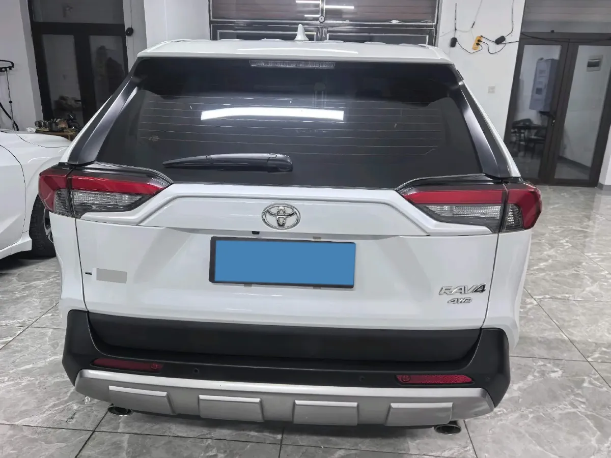 2022 Toyota RAV4 2.0L 171HP L4 CVT,autocango,china used car exporter,china ev exporter,chinese used car exporter,chinese used ev exporter