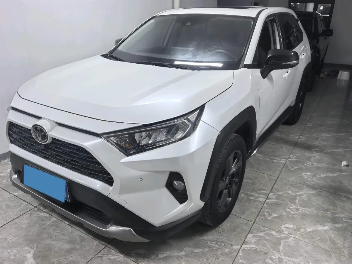 2022 Toyota RAV4 2.0L 171HP L4 CVT,autocango,china used car exporter,china ev exporter,chinese used car exporter,chinese used ev exporter