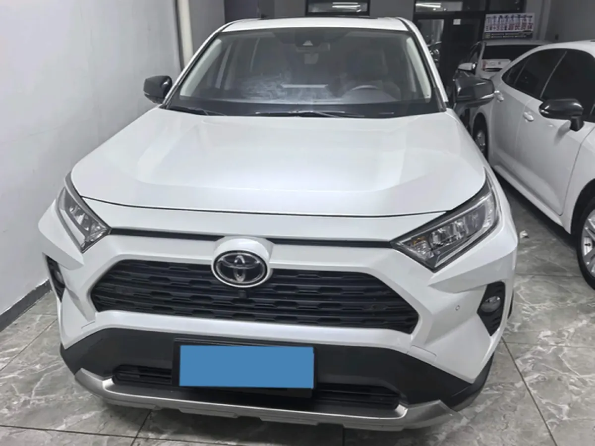 2022 Toyota RAV4 2.0L 171HP L4 CVT,autocango,china used car exporter,china ev exporter,chinese used car exporter,chinese used ev exporter