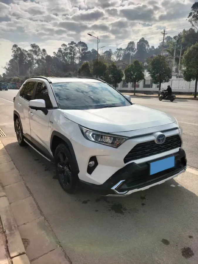 2021 Toyota RAV4 2.5L 178HP L4 E-CVT Hybrid,autocango,china used car exporter,china ev exporter,chinese used car exporter,chinese used ev exporter