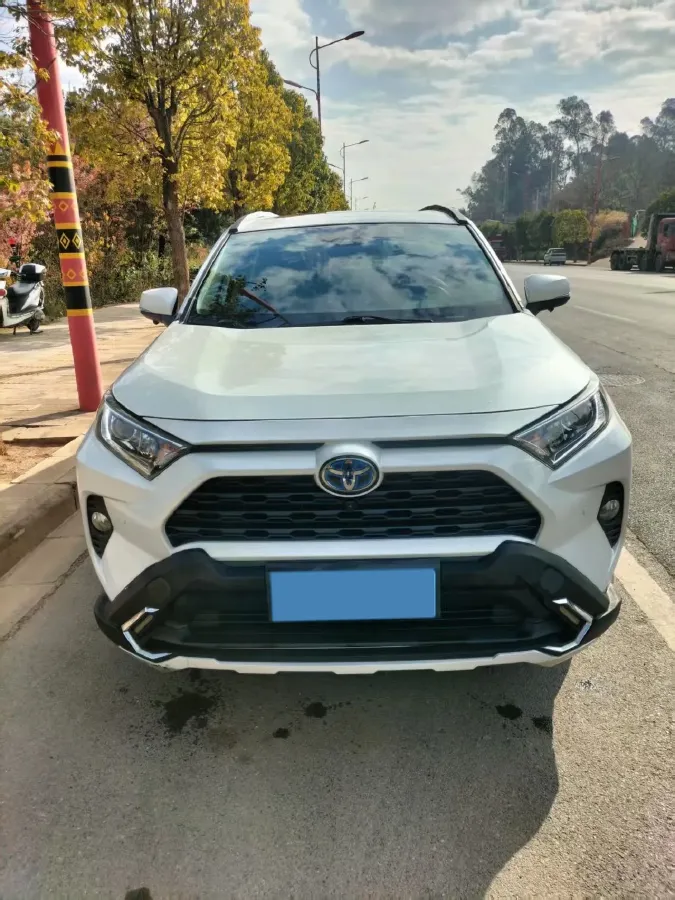 2021 Toyota RAV4 2.5L 178HP L4 E-CVT Hybrid,autocango,china used car exporter,china ev exporter,chinese used car exporter,chinese used ev exporter