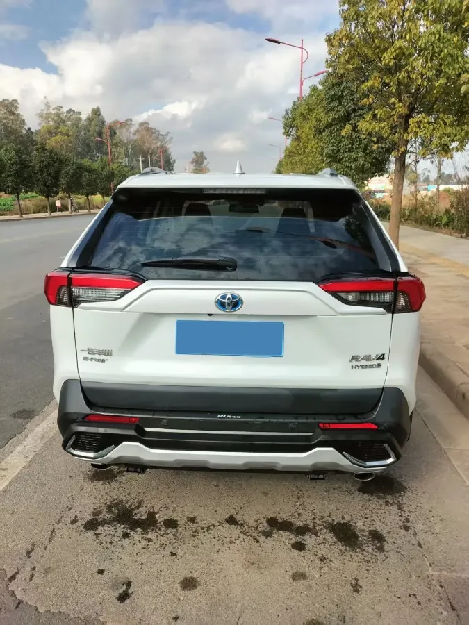 2021 Toyota RAV4 2.5L 178HP L4 E-CVT Hybrid,autocango,china used car exporter,china ev exporter,chinese used car exporter,chinese used ev exporter