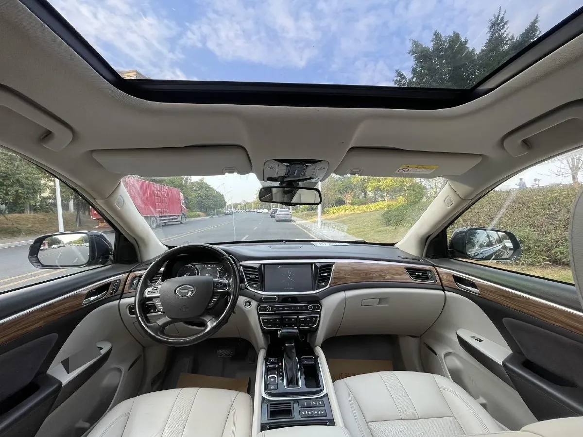 2017 GAC Trumpchi GS8 2.0T 201HP L4 6AT,autocango,china used car exporter,china ev exporter,chinese used car exporter,chinese used ev exporter