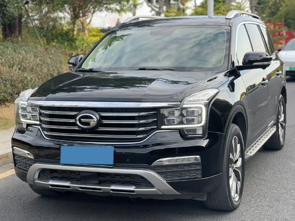 2017 GAC Trumpchi GS8 2.0T 201HP L4 6AT