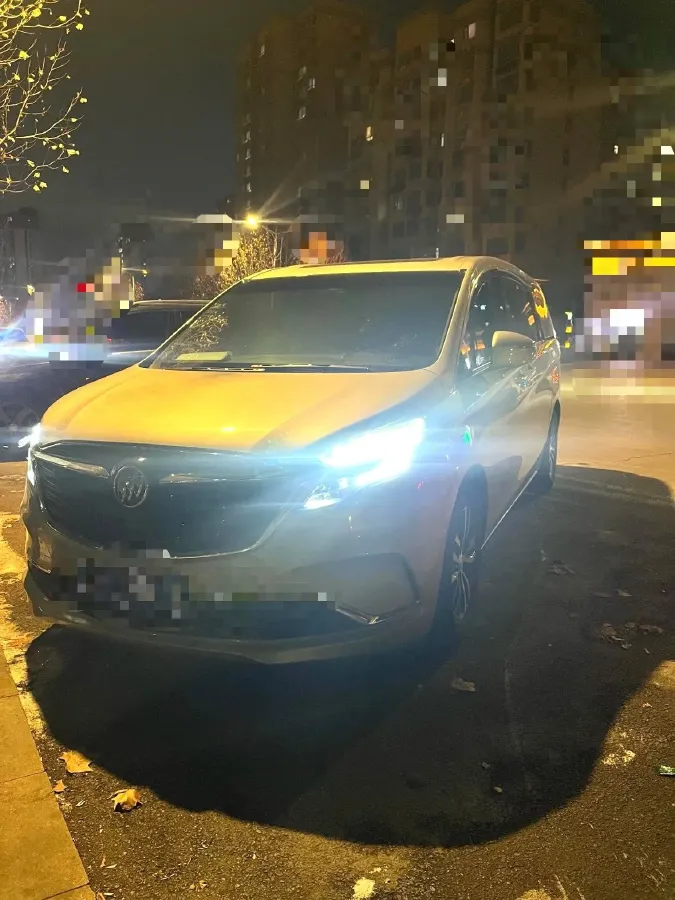 2022 Buick GL8 2.0T 237HP L4 9AT,autocango,china used car exporter,china ev exporter,chinese used car exporter,chinese used ev exporter