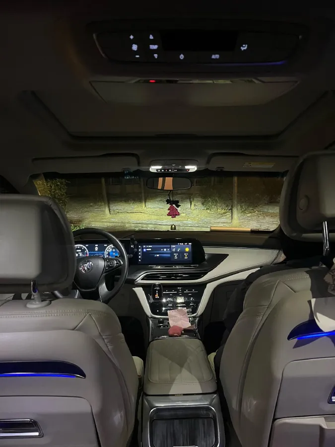 2022 Buick GL8 2.0T 237HP L4 9AT,autocango,china used car exporter,china ev exporter,chinese used car exporter,chinese used ev exporter