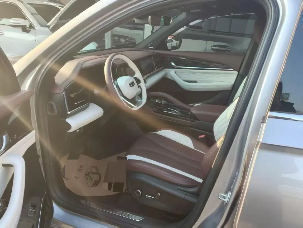 2024 Geely Monjaro 1.5T 163HP L4 3DHT Hybrid,autocango,china used car exporter,china ev exporter,chinese used car exporter,chinese used ev exporter