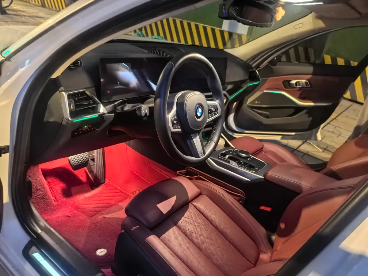 2023 BMW 3 Series 2.0T 184HP L4 8AT,autocango,china used car exporter,china ev exporter,chinese used car exporter,chinese used ev exporter