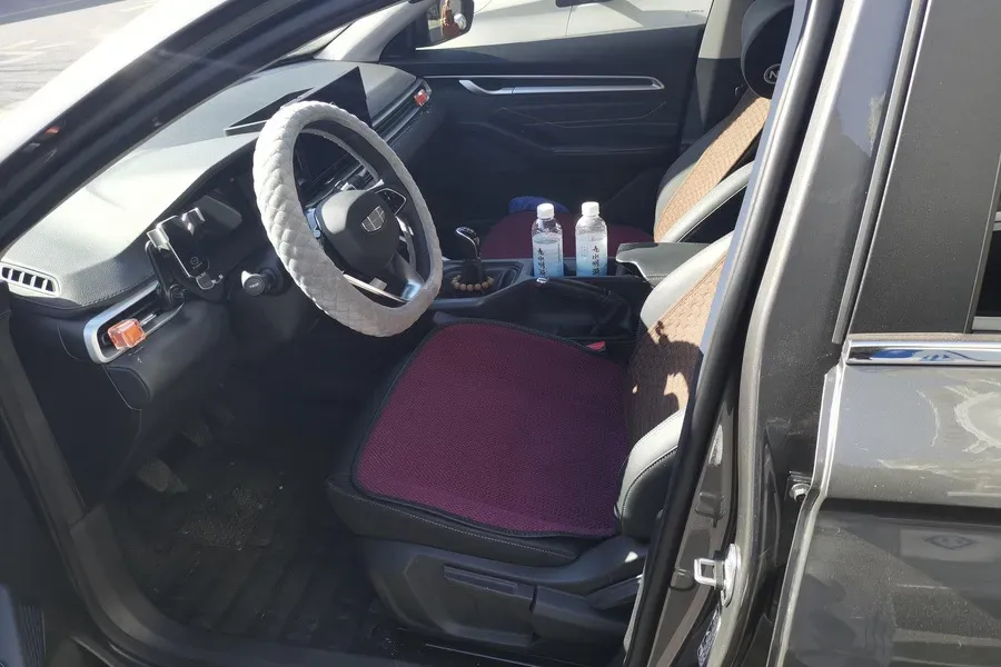 2026 Geely Emgrand 1.5L 120HP L4 5MT,autocango,china used car exporter,china ev exporter,chinese used car exporter,chinese used ev exporter