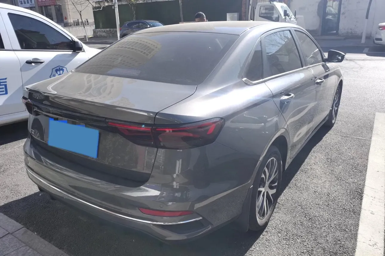 2026 Geely Emgrand 1.5L 120HP L4 5MT,autocango,china used car exporter,china ev exporter,chinese used car exporter,chinese used ev exporter