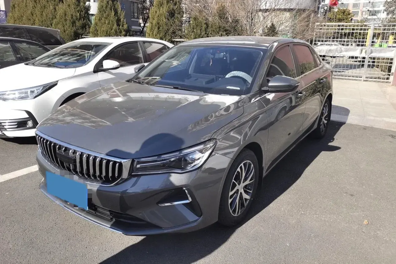 2026 Geely Emgrand 1.5L 120HP L4 5MT