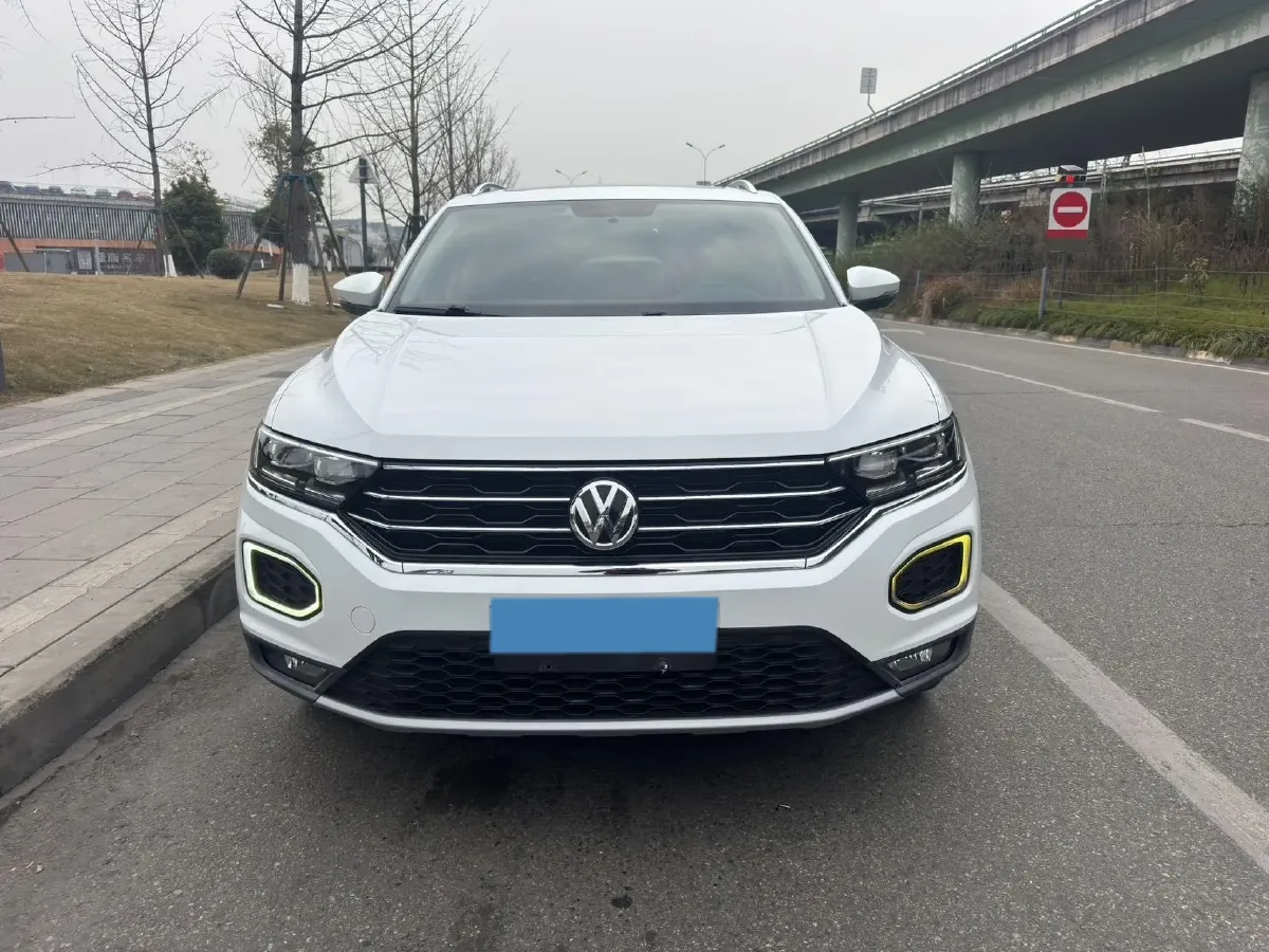 2018 Mitsubishi Eclipse Cross 1.5T 170HP L4 CVT,autocango,china used car exporter,china ev exporter,chinese used car exporter,chinese used ev exporter