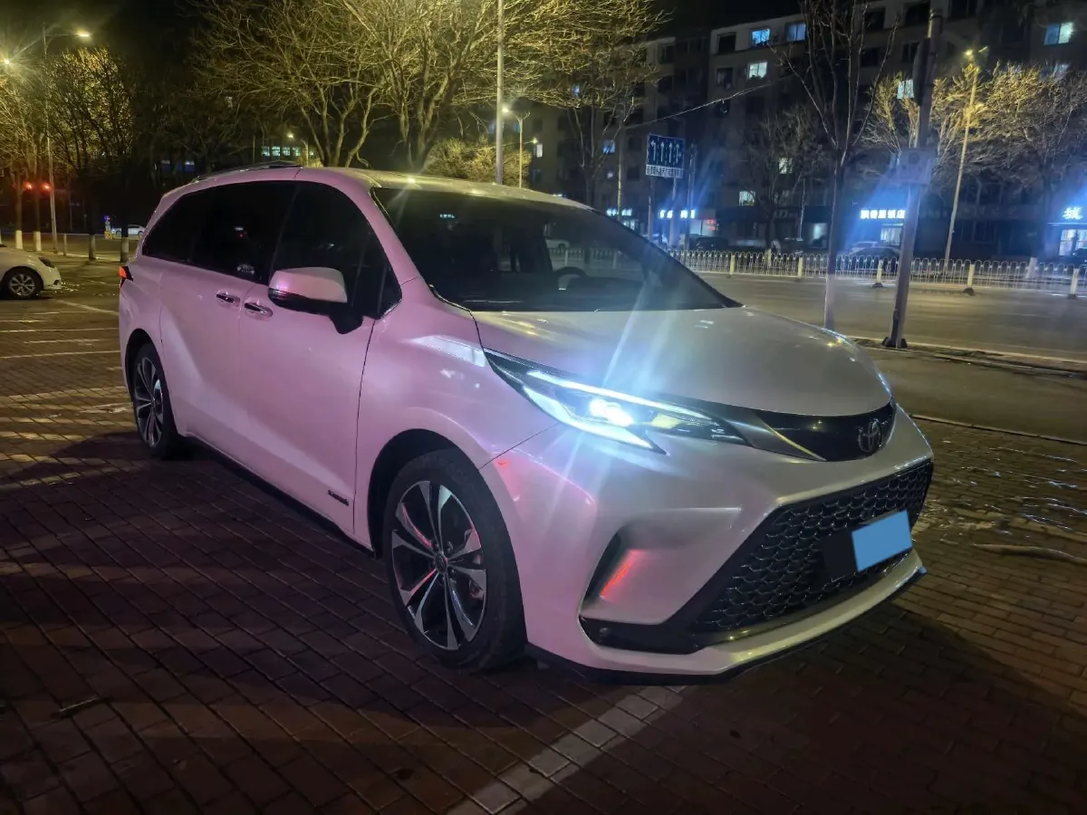 2023 Toyota Granvia 2.5L 189HP L4 E-CVT Hybrid,autocango,china used car exporter,china ev exporter,chinese used car exporter,chinese used ev exporter