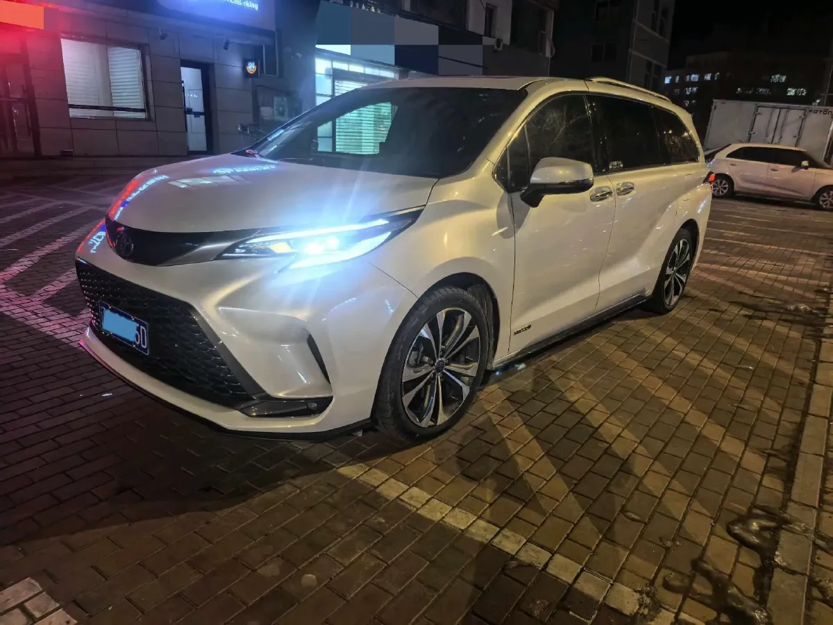 2023 Toyota Granvia 2.5L 189HP L4 E-CVT Hybrid,autocango,china used car exporter,china ev exporter,chinese used car exporter,chinese used ev exporter