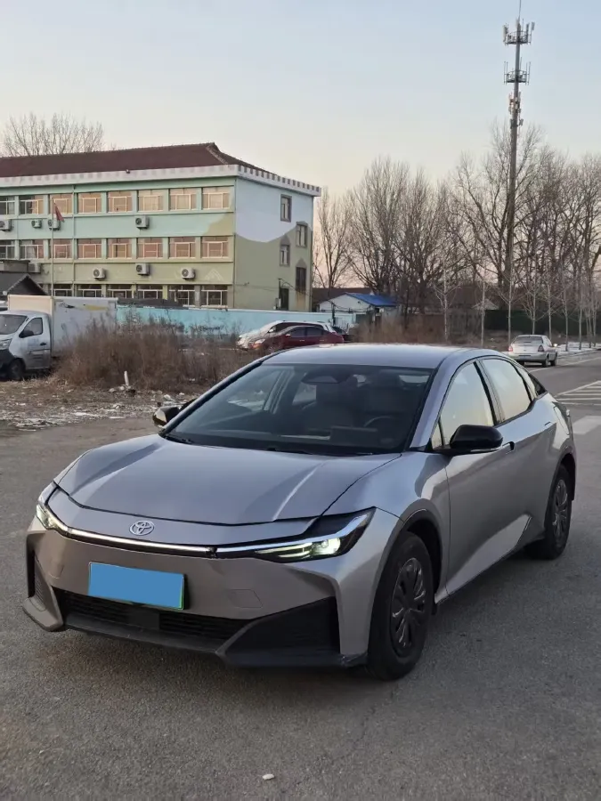 2024 Toyota bZ3 BEV 49.92KWH,autocango,china used car exporter,china ev exporter,chinese used car exporter,chinese used ev exporter