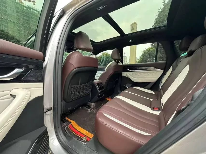 2021 Geely Monjaro 2.0T 218HP L4 7DCT,autocango,china used car exporter,china ev exporter,chinese used car exporter,chinese used ev exporter