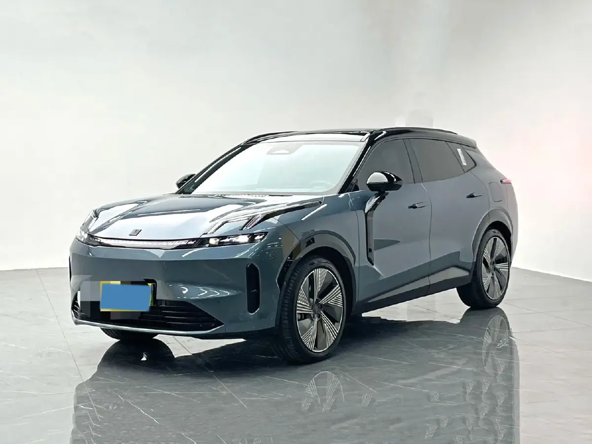 2023 LYNK&CO 08 EM-P 1.5T 163HP L4 3DHT PHEV 39.6KWH
