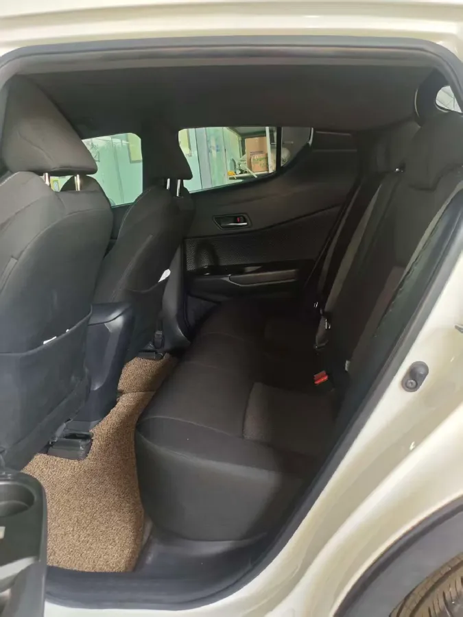 2020 Toyota C-HR EV BEV 54.3KWH,autocango,china used car exporter,china ev exporter,chinese used car exporter,chinese used ev exporter