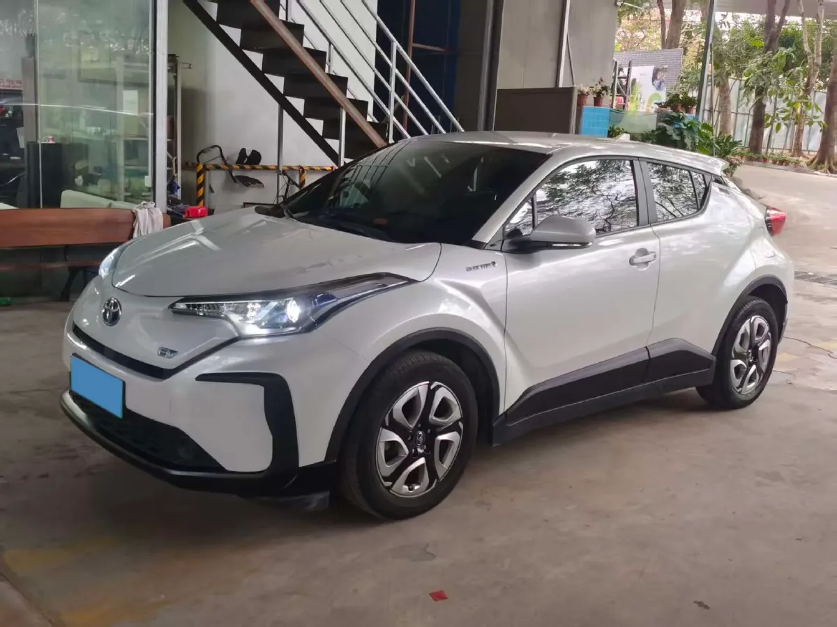 2020 Toyota C-HR EV BEV 54.3KWH,autocango,china used car exporter,china ev exporter,chinese used car exporter,chinese used ev exporter