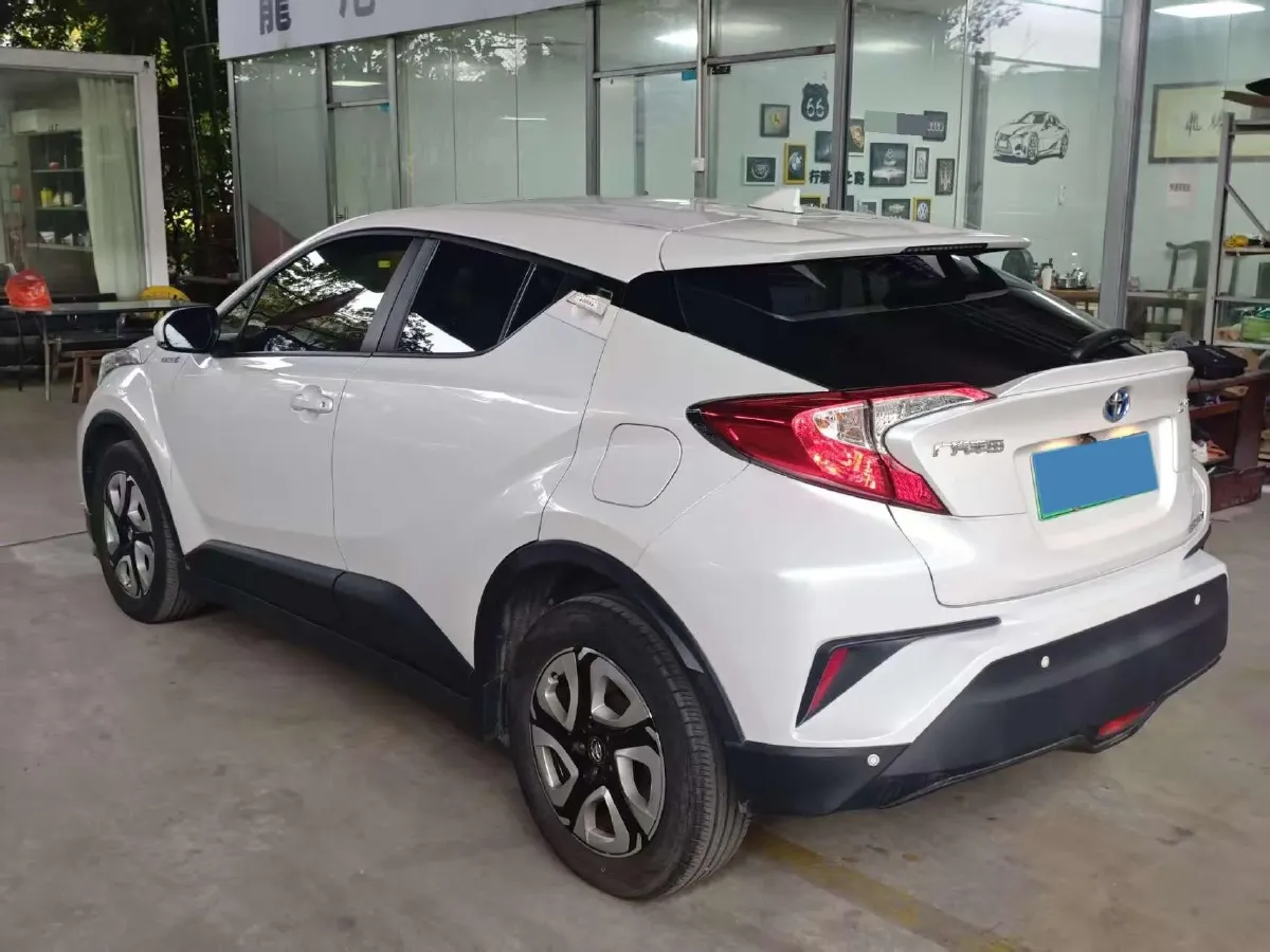 2020 Toyota C-HR EV BEV 54.3KWH,autocango,china used car exporter,china ev exporter,chinese used car exporter,chinese used ev exporter