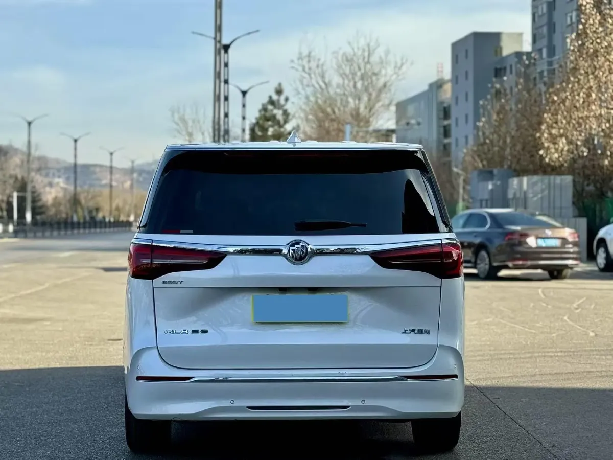 2021 Buick GL8 2.0T 237HP L4 9AT,autocango,china used car exporter,china ev exporter,chinese used car exporter,chinese used ev exporter