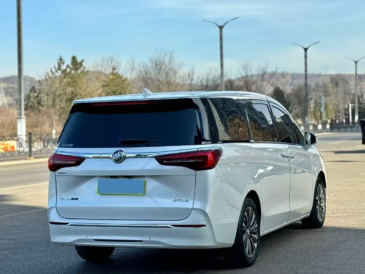 2021 Buick GL8 2.0T 237HP L4 9AT,autocango,china used car exporter,china ev exporter,chinese used car exporter,chinese used ev exporter