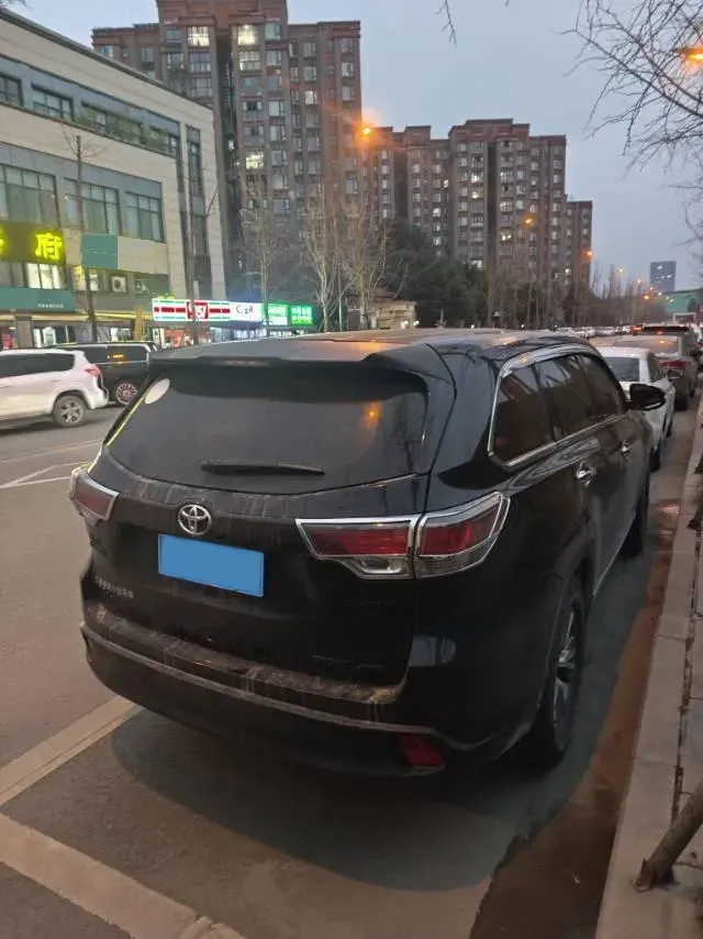 2017 Toyota Highlander 2.0T 220HP L4 6AT,autocango,china used car exporter,china ev exporter,chinese used car exporter,chinese used ev exporter