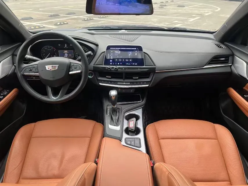 2021 Cadillac CT4 2.0T 237HP L4 8AT,autocango,china used car exporter,china ev exporter,chinese used car exporter,chinese used ev exporter
