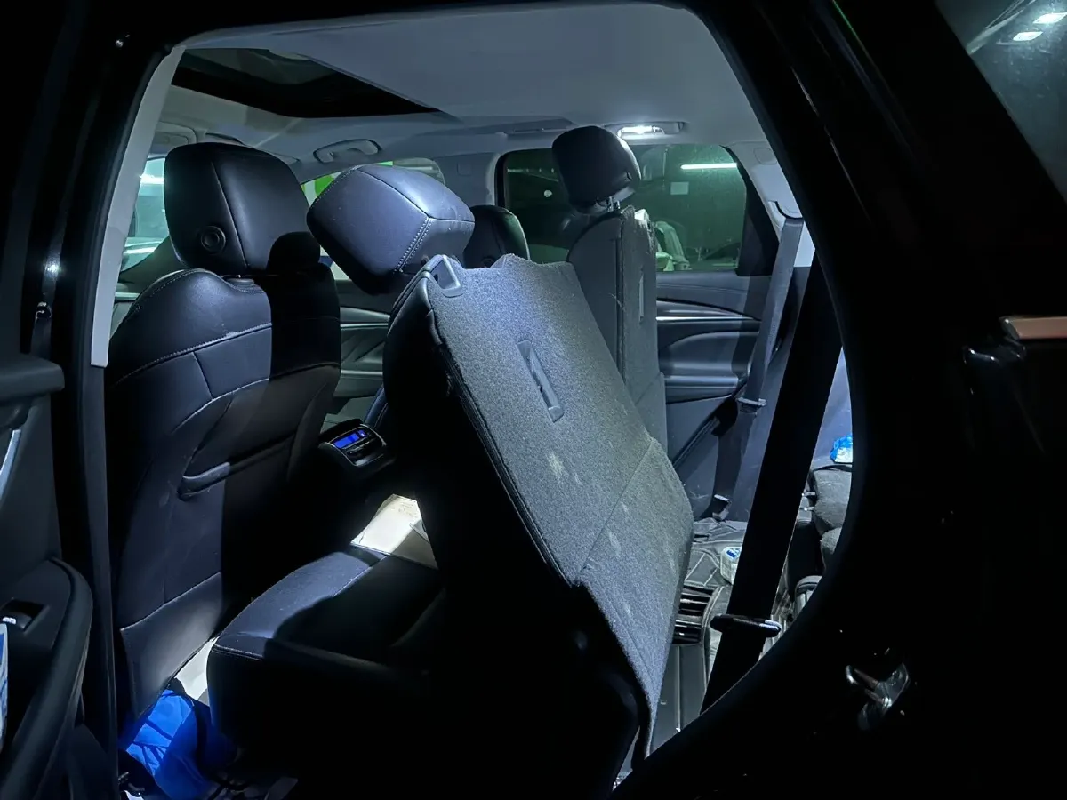 2022 Buick Enclave 2.0T 237HP L4 9AT,autocango,china used car exporter,china ev exporter,chinese used car exporter,chinese used ev exporter