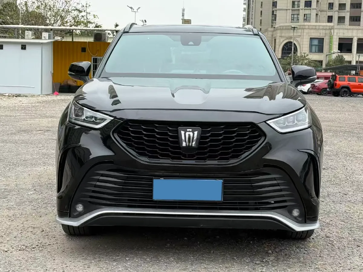 2022 Toyota Crown Kluger 2.0T 248HP L4 8AT,autocango,china used car exporter,china ev exporter,chinese used car exporter,chinese used ev exporter