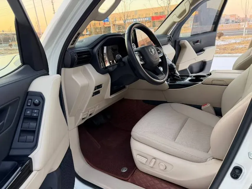 2021 Toyota Alphard 2.5L 117HP L4 E-CVT Hybrid,autocango,china used car exporter,china ev exporter,chinese used car exporter,chinese used ev exporter
