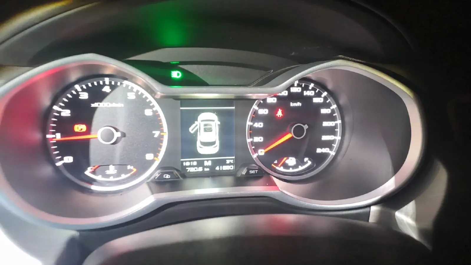 2018 Geely Azkarra 2.0L 141HP L4 6MT,autocango,china used car exporter,china ev exporter,chinese used car exporter,chinese used ev exporter