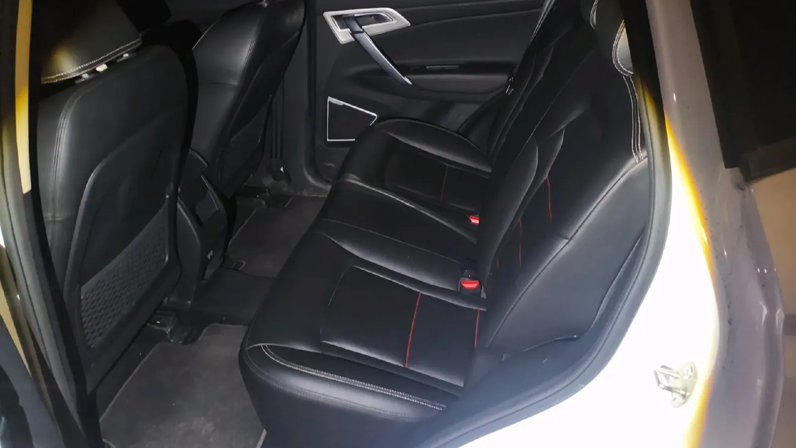 2018 Geely Azkarra 2.0L 141HP L4 6MT,autocango,china used car exporter,china ev exporter,chinese used car exporter,chinese used ev exporter