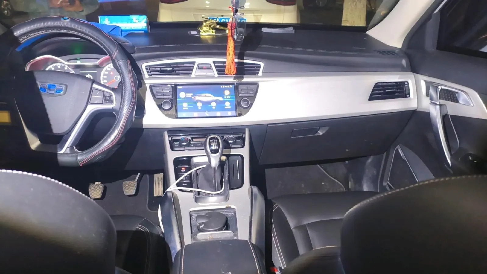 2018 Geely Azkarra 2.0L 141HP L4 6MT,autocango,china used car exporter,china ev exporter,chinese used car exporter,chinese used ev exporter