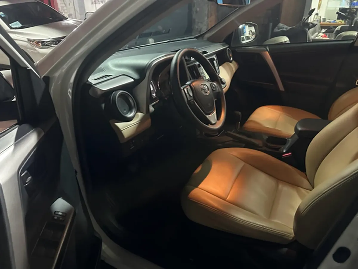 2019 Toyota RAV4 2.0L 151HP L4 CVT,autocango,china used car exporter,china ev exporter,chinese used car exporter,chinese used ev exporter