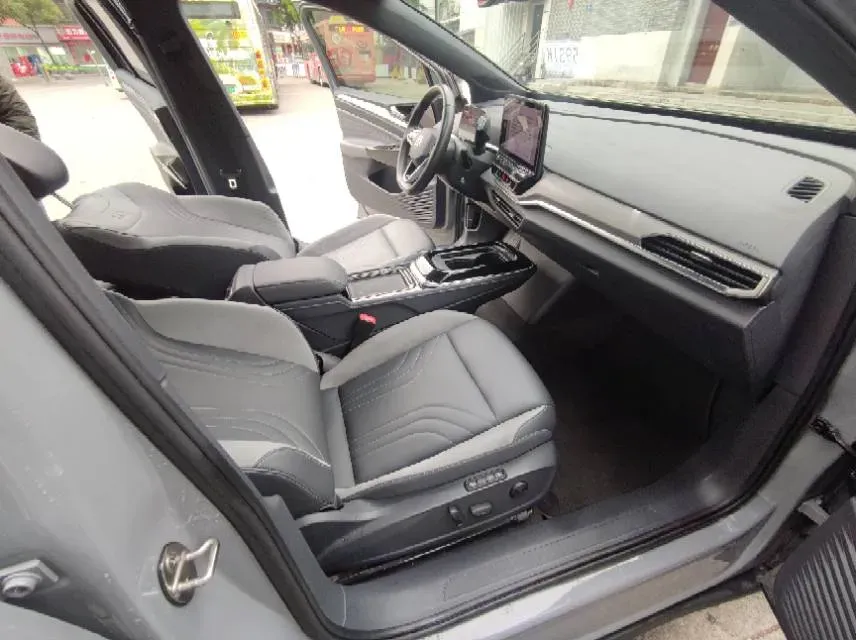 2021 Volkswagen ID.4 Crozz BEV 84.8KWH,autocango,china used car exporter,china ev exporter,chinese used car exporter,chinese used ev exporter