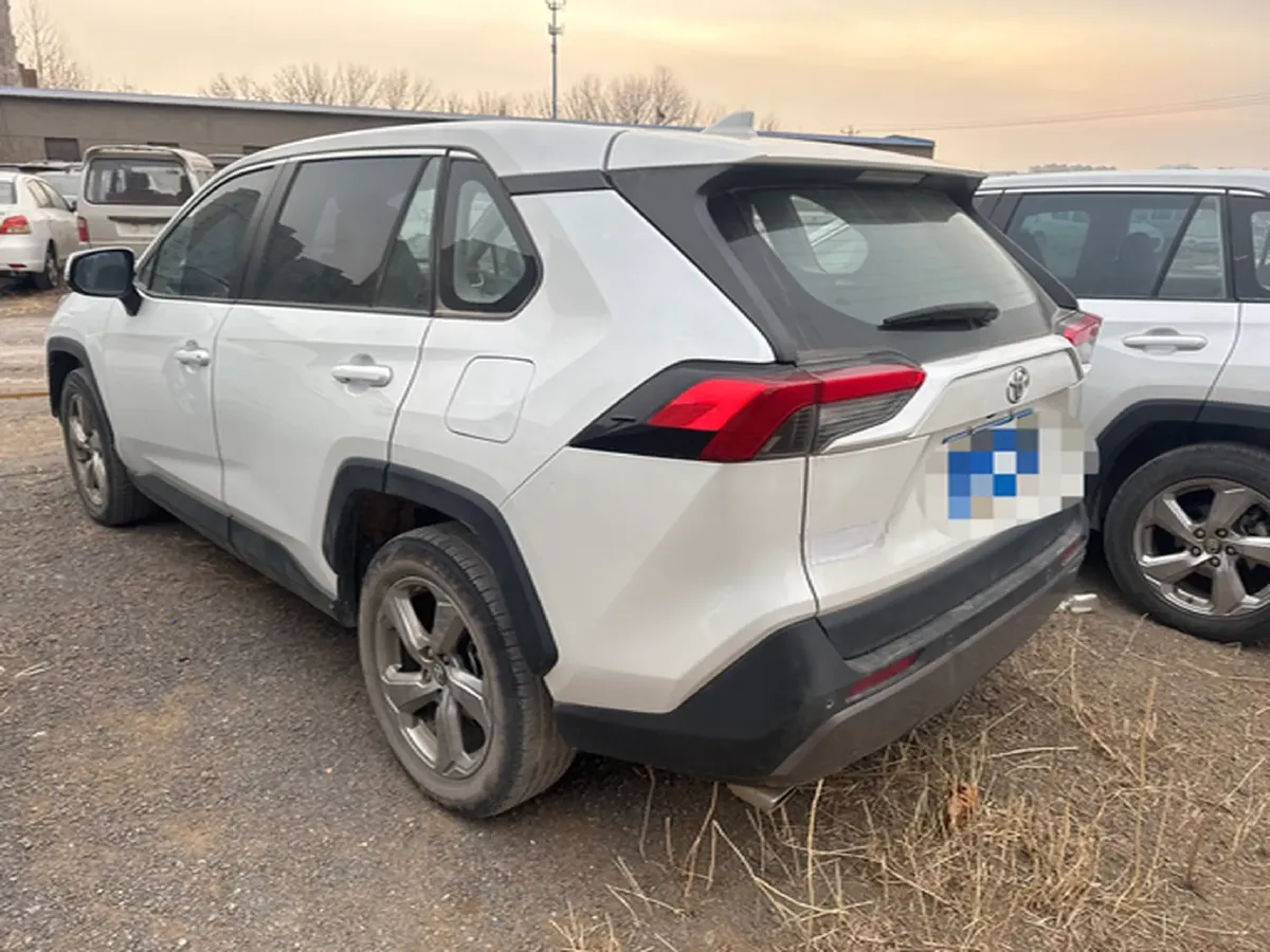 2023 Toyota RAV4 2.0L 171HP L4 CVT,autocango,china used car exporter,china ev exporter,chinese used car exporter,chinese used ev exporter