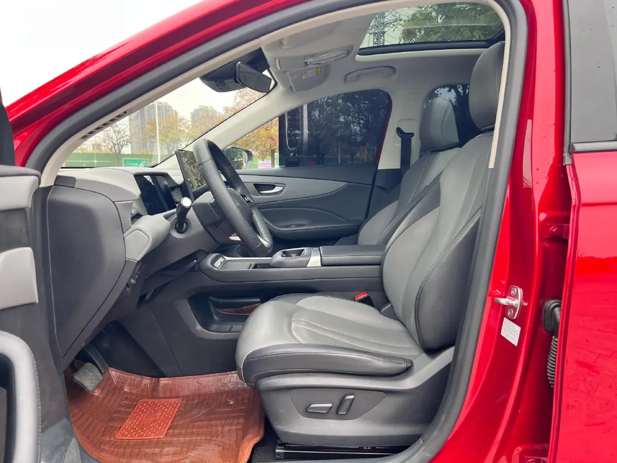 2025 MG MG ES5 BEV 62.2KWH,autocango,china used car exporter,china ev exporter,chinese used car exporter,chinese used ev exporter