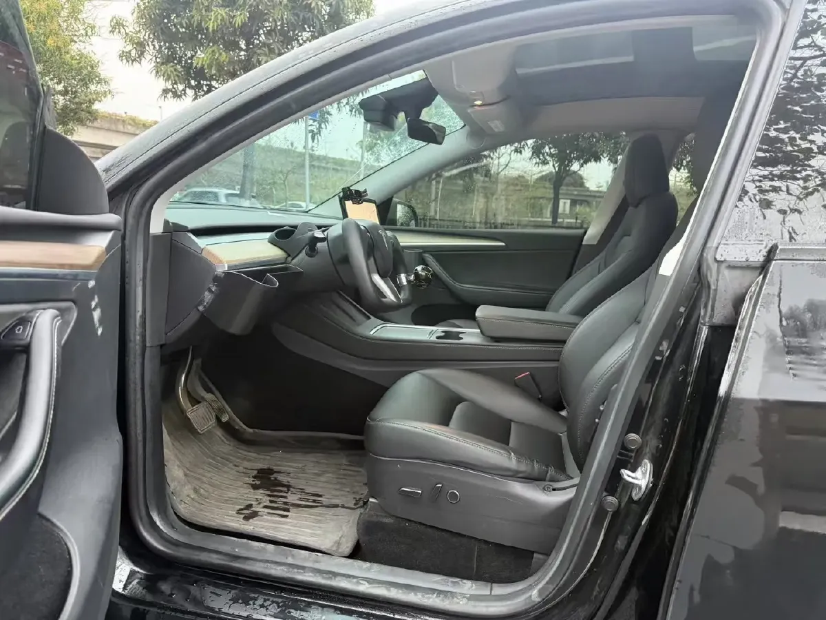 2022 Tesla Model Y BEV 60KWH,autocango,china used car exporter,china ev exporter,chinese used car exporter,chinese used ev exporter