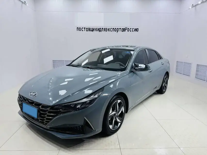 2022 Hyundai Elantra 1.5L 115HP L4 CVT