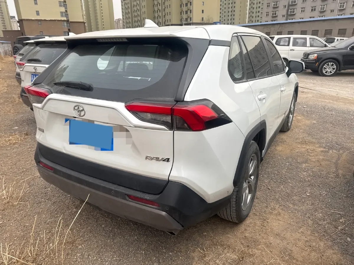 2023 Toyota RAV4 2.0L 171HP L4 CVT,autocango,china used car exporter,china ev exporter,chinese used car exporter,chinese used ev exporter