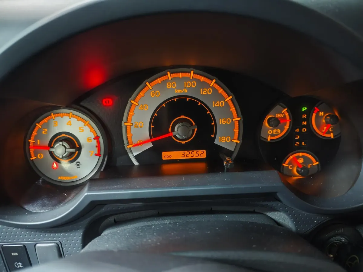 2020 Chevrolet Monza 1.0T 125HP L3 6MT,autocango,china used car exporter,china ev exporter,chinese used car exporter,chinese used ev exporter