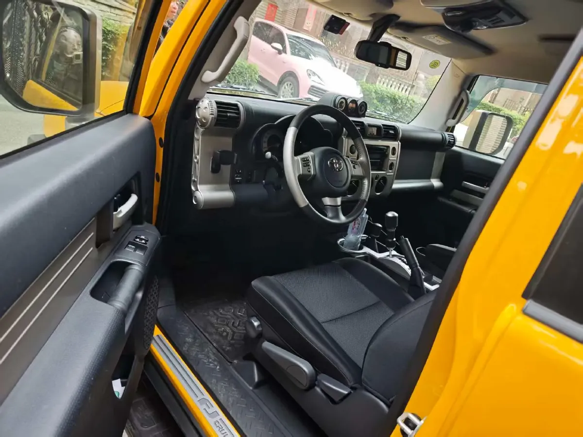 2020 Chevrolet Monza 1.0T 125HP L3 6MT,autocango,china used car exporter,china ev exporter,chinese used car exporter,chinese used ev exporter