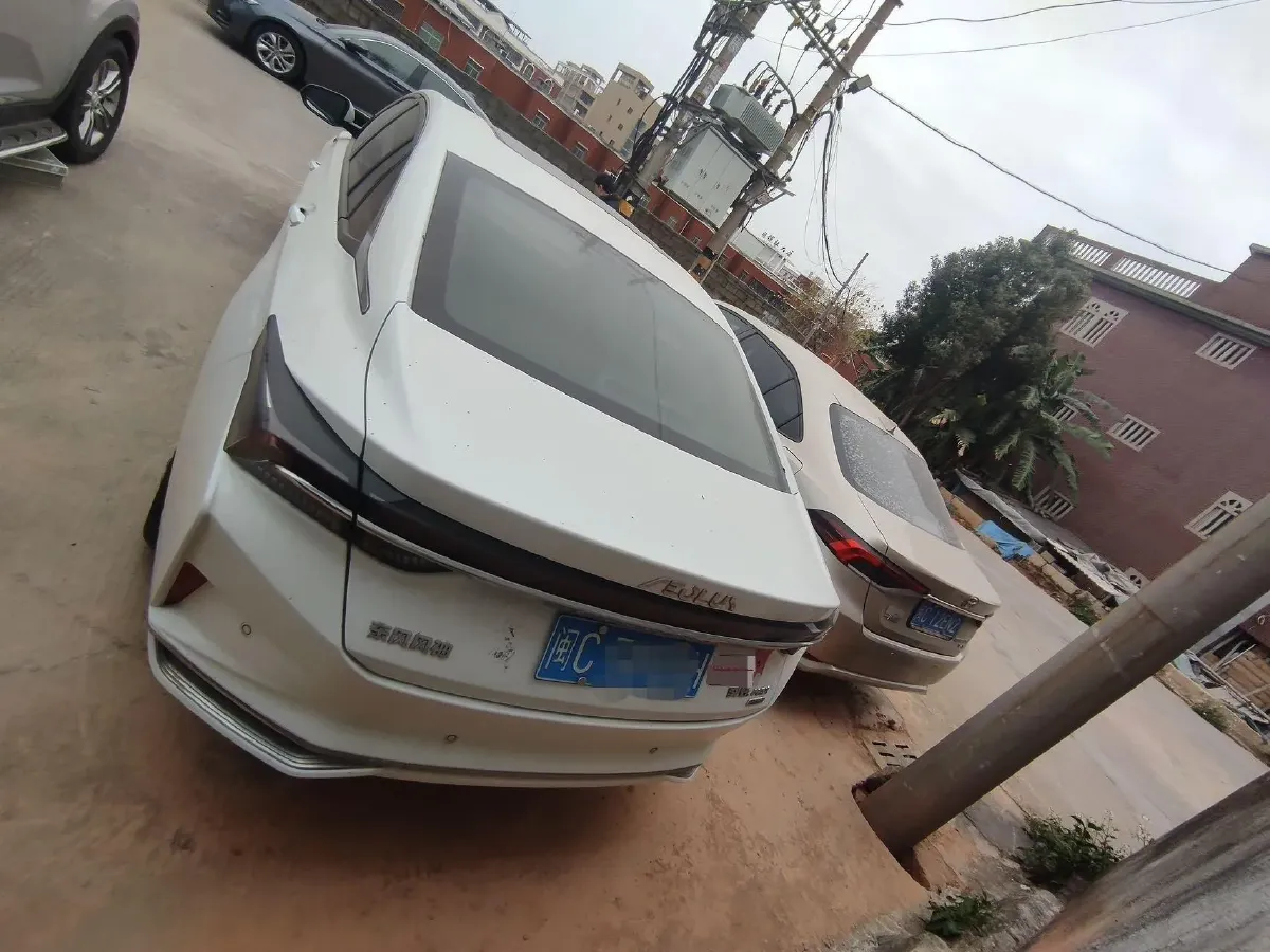 2024 DongFeng Aeolus YiXuan MAX 1.5T 197HP L4 7DCT,autocango,china used car exporter,china ev exporter,chinese used car exporter,chinese used ev exporter
