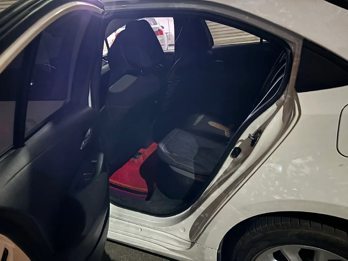 2021 Toyota Corolla 1.2T 116HP L4 CVT,autocango,china used car exporter,china ev exporter,chinese used car exporter,chinese used ev exporter