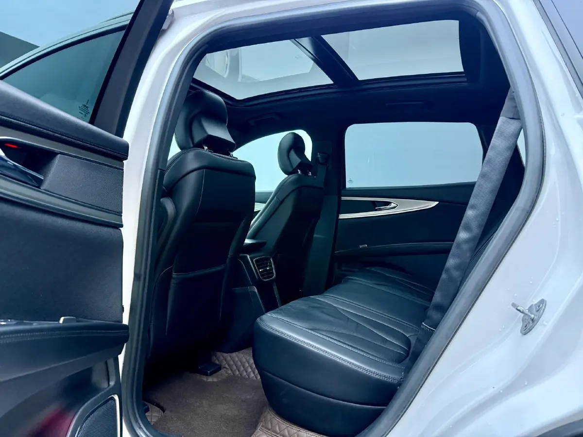 2017 Lincoln MKX 2.0T 253HP L4 6AT,autocango,china used car exporter,china ev exporter,chinese used car exporter,chinese used ev exporter