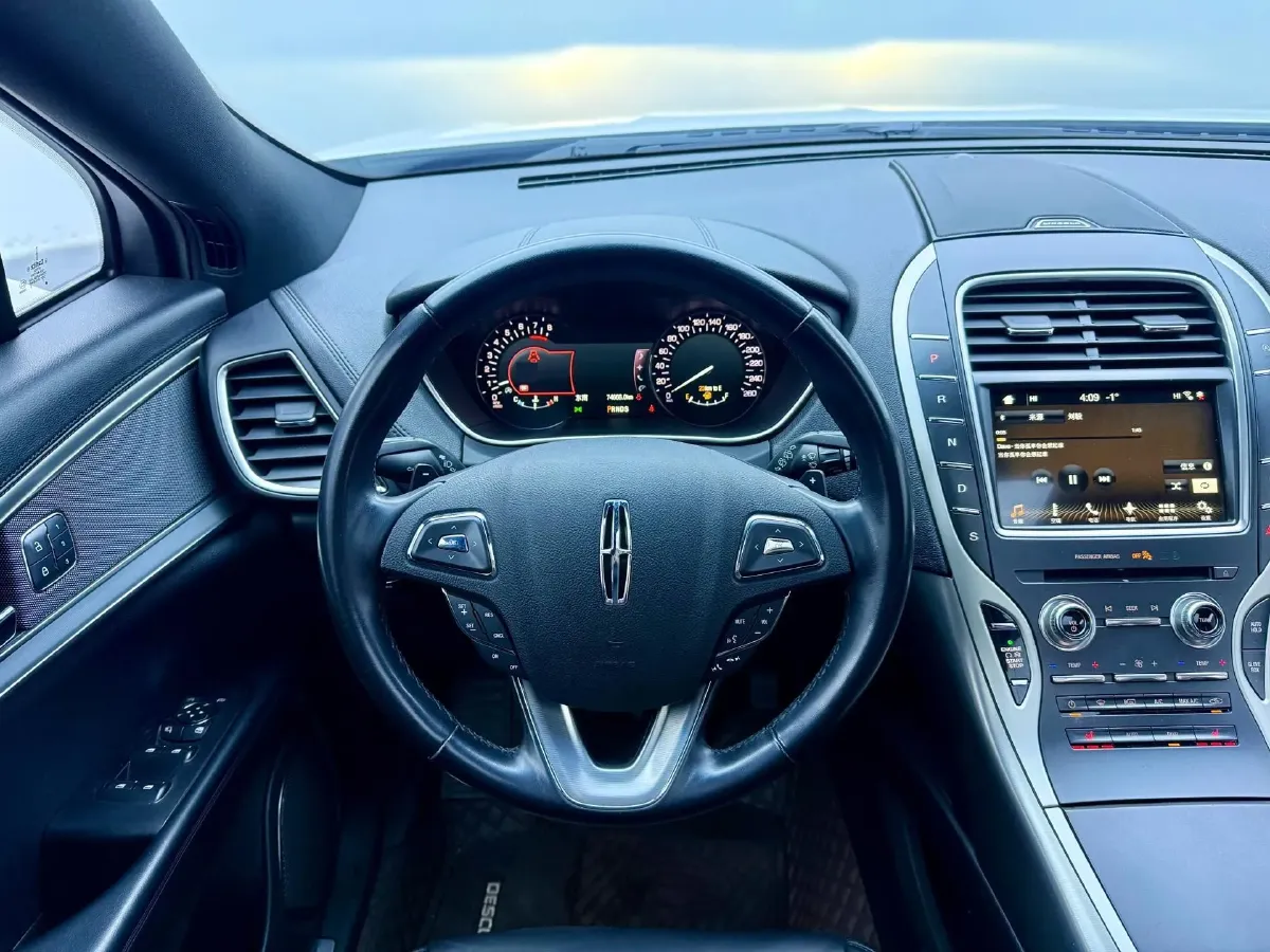 2017 Lincoln MKX 2.0T 253HP L4 6AT,autocango,china used car exporter,china ev exporter,chinese used car exporter,chinese used ev exporter