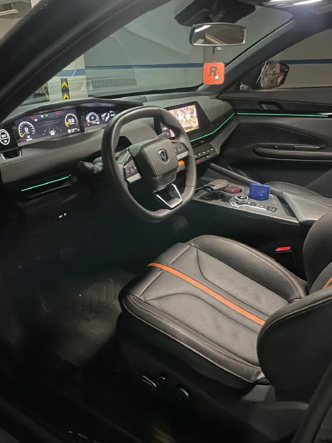 2024 ChangAn UNI-V 1.5T 188HP L4 7DCT,autocango,china used car exporter,china ev exporter,chinese used car exporter,chinese used ev exporter