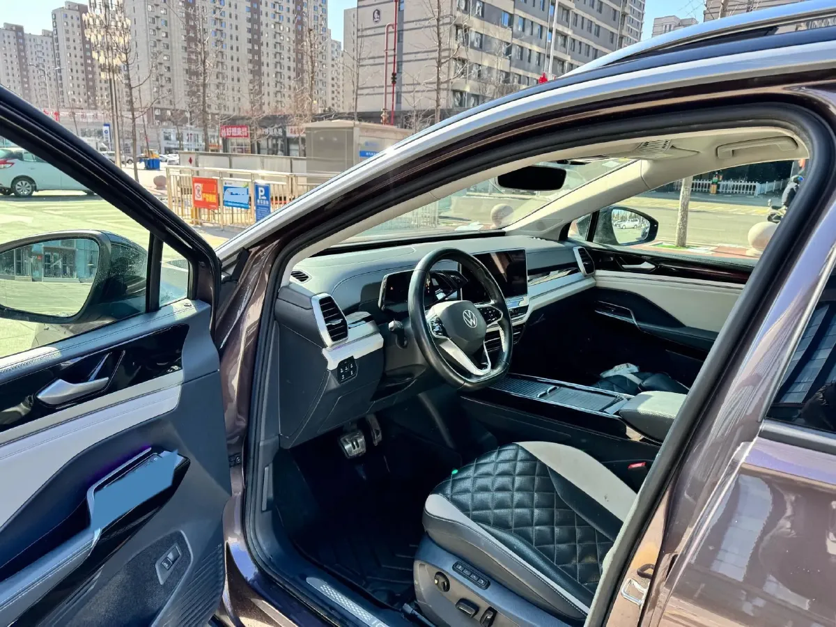 2021 Volkswagen ID.6 Crozz BEV 84.8KWH,autocango,china used car exporter,china ev exporter,chinese used car exporter,chinese used ev exporter